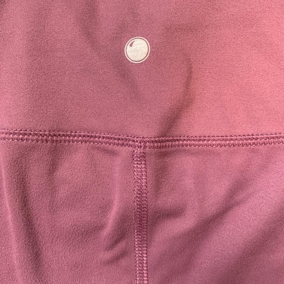 Size medium leggings in good condition - Picture 3 of 3